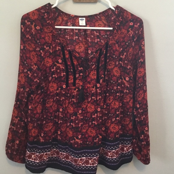 Beautiful Old Navy peasant blouse - Picture 1 of 4